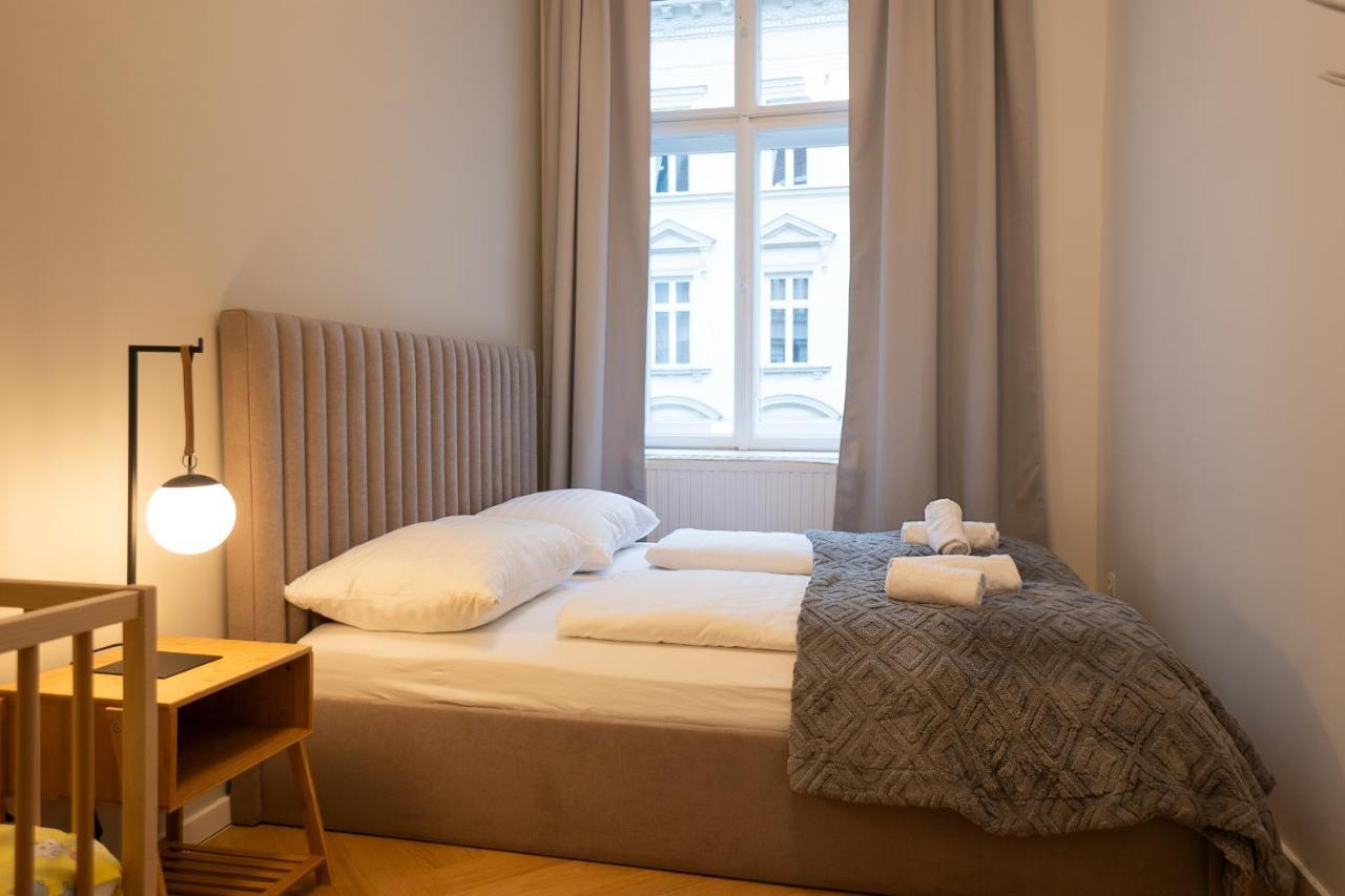 Spacious 110М2 Flat In The City Center Wien Eksteriør billede