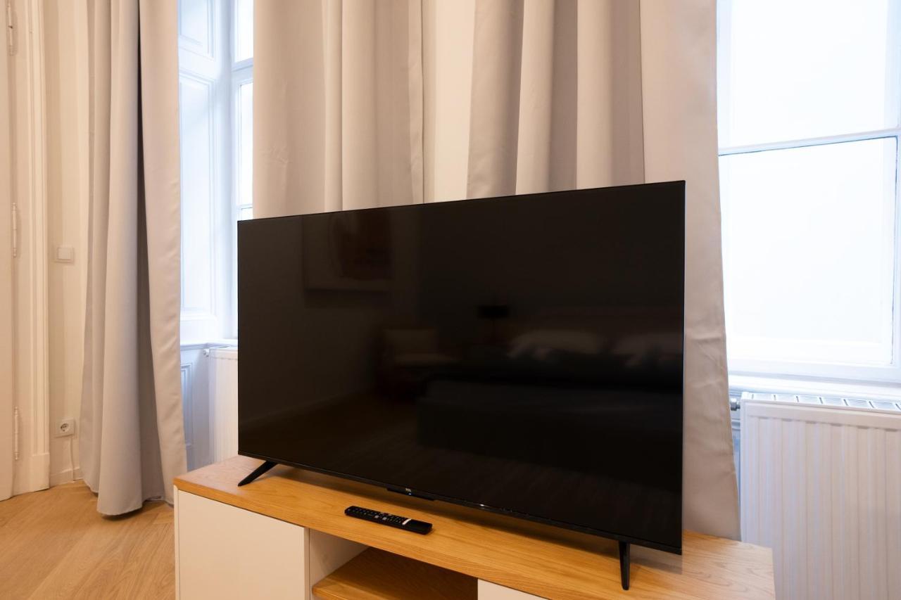 Spacious 110М2 Flat In The City Center Wien Eksteriør billede