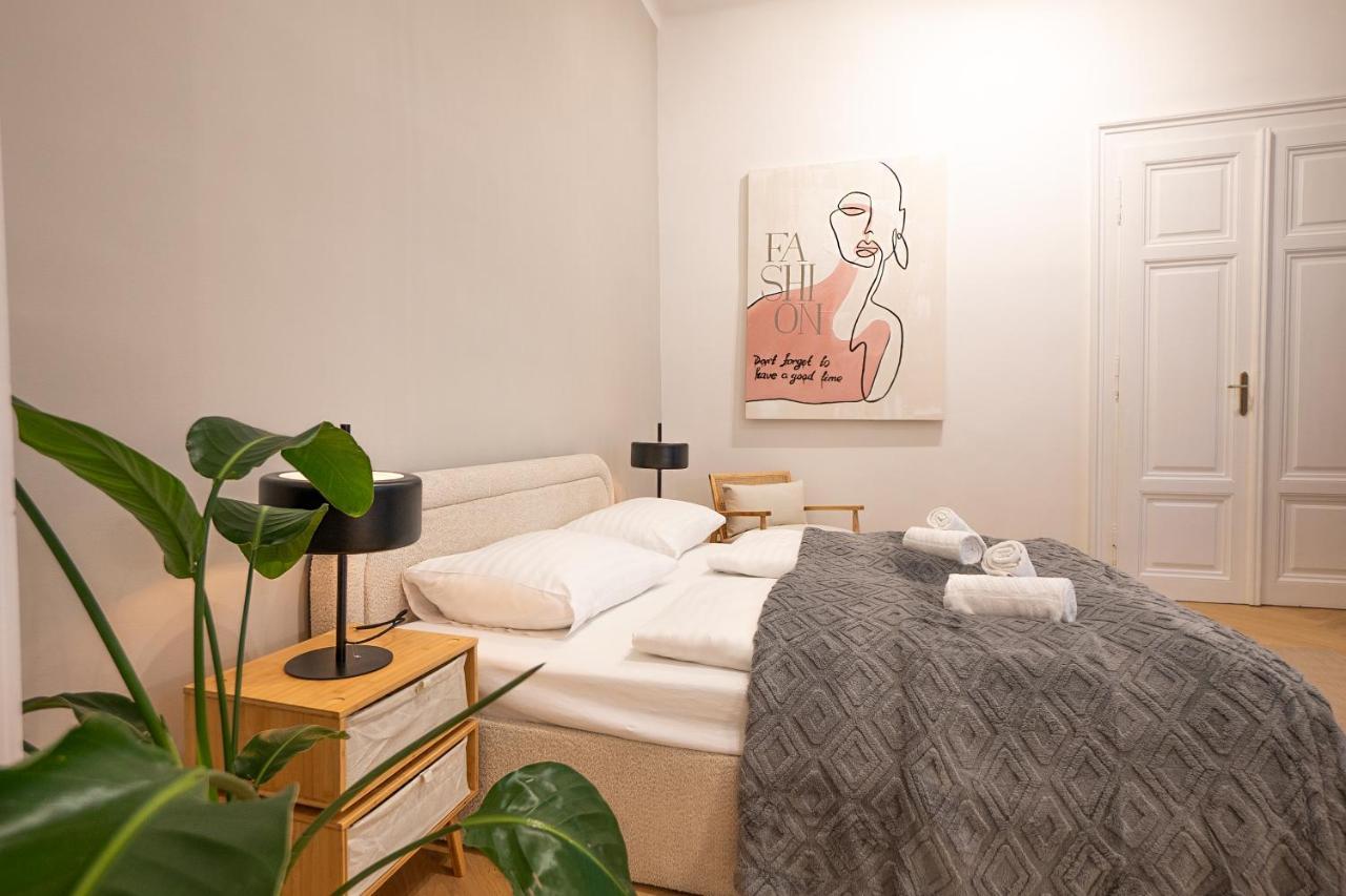 Spacious 110М2 Flat In The City Center Wien Eksteriør billede