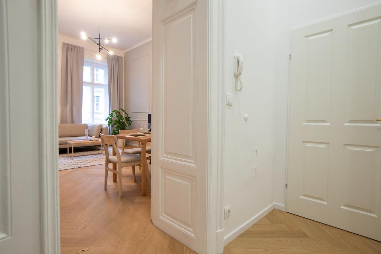 Spacious 110М2 Flat In The City Center Wien Eksteriør billede