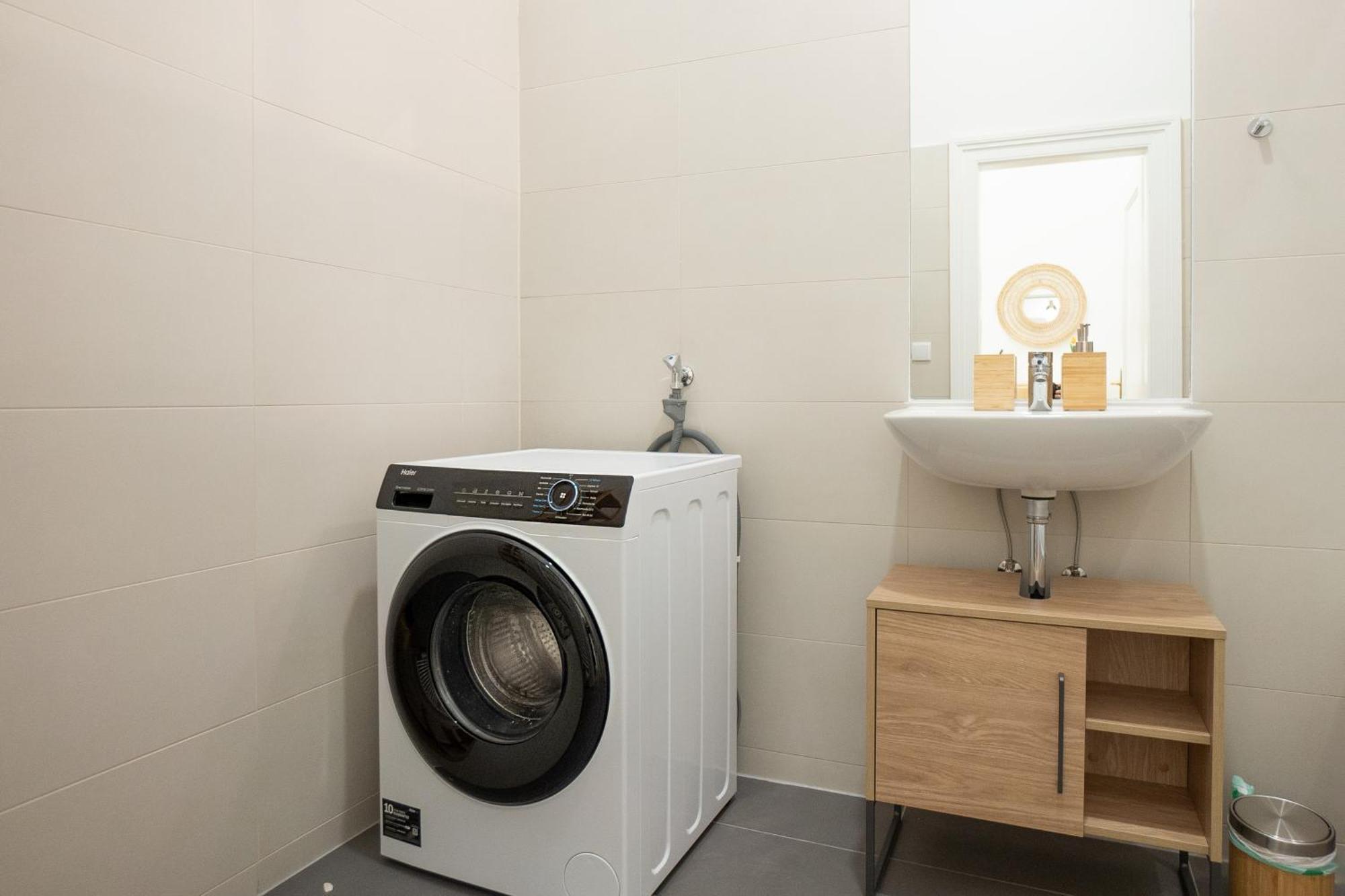 Spacious 110М2 Flat In The City Center Wien Eksteriør billede